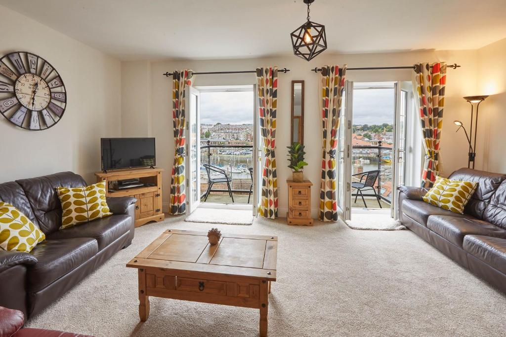 Host & Stay - Harbour View House room 1